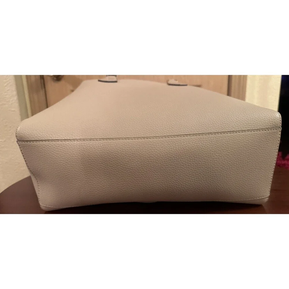MICHAEL KORS  Pre-Owned Large 3-in-1 Tote Bag. Nude Color.  Excellent Condition!